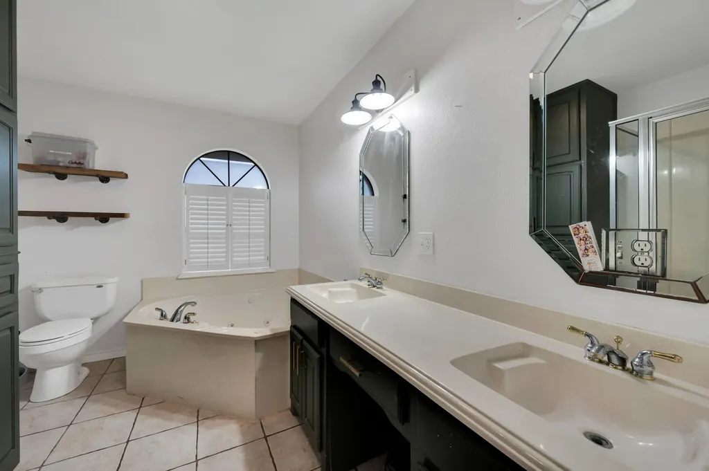 505 Trice Street Maypearl TX 76064