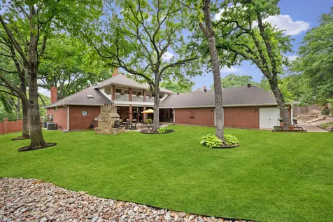 3833 Montecito Drive Denton TX 76205