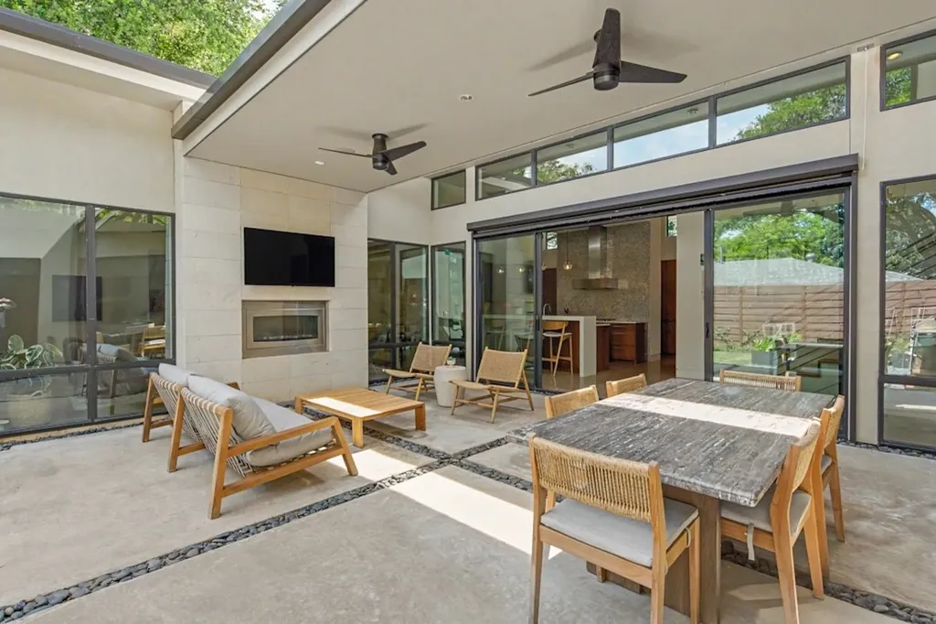 4011 Highgrove Drive Dallas TX 75220