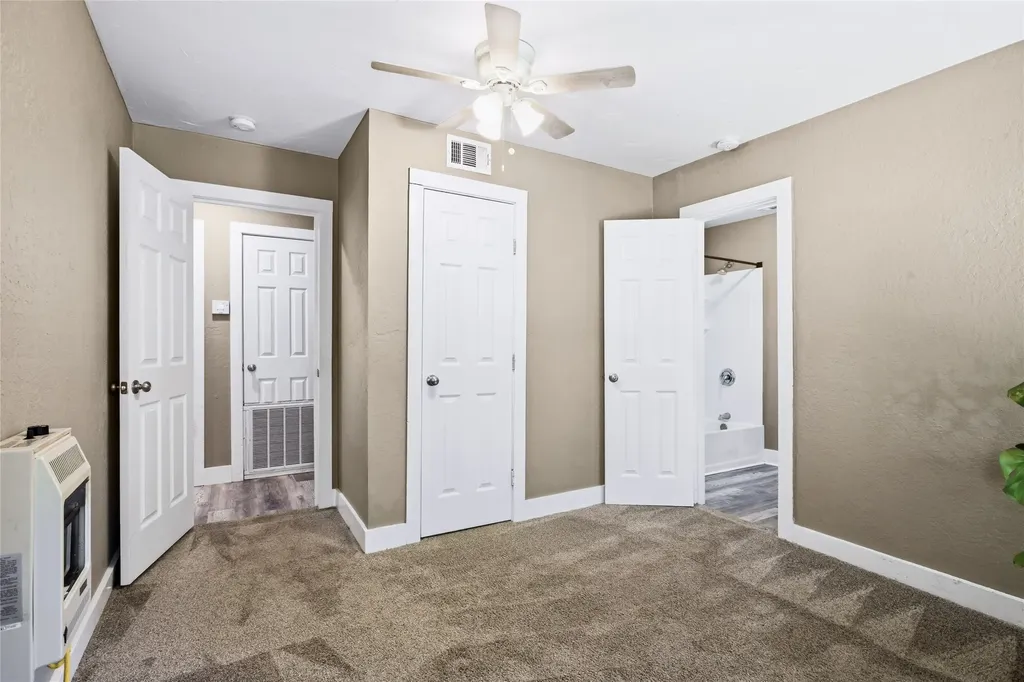 2121 W Bond Street Denison TX 75020