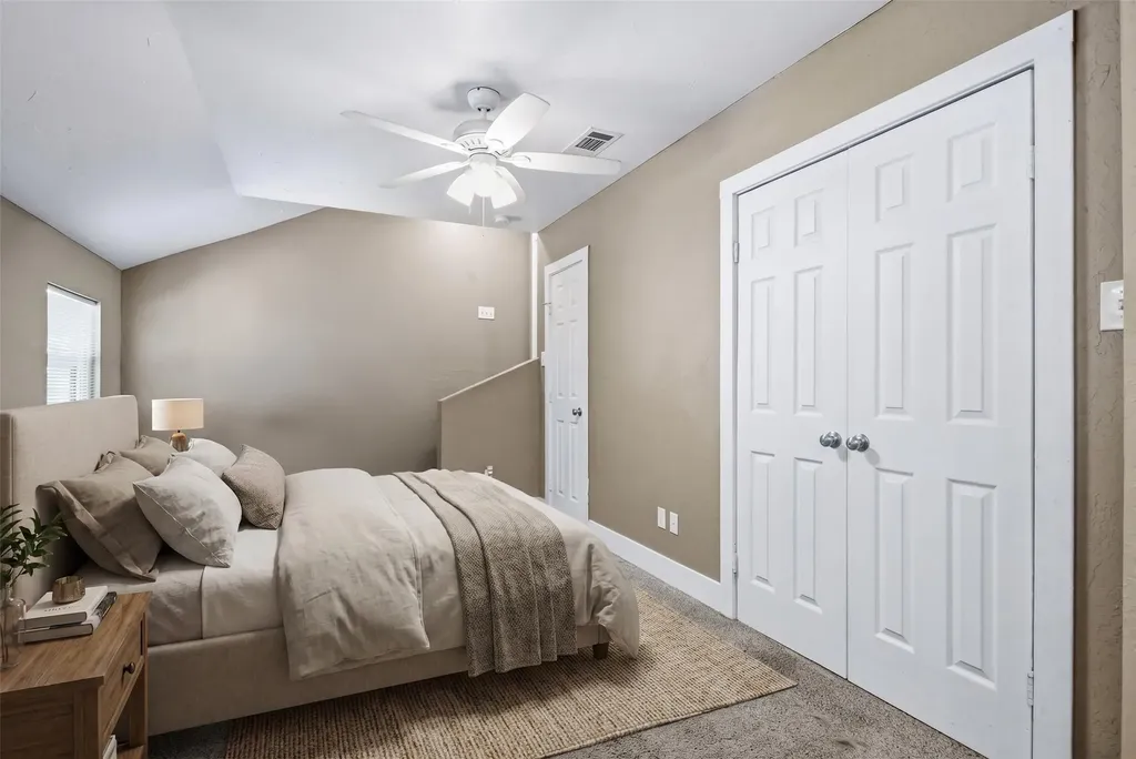 2121 W Bond Street Denison TX 75020