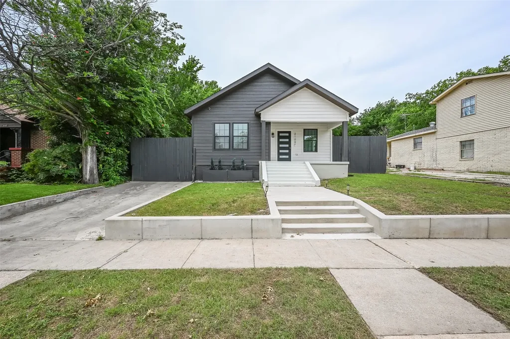 2109 Gould Avenue Fort Worth TX 76164