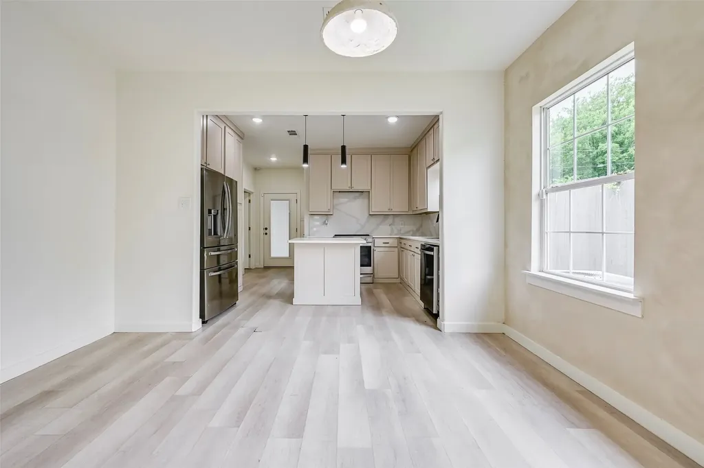 2109 Gould Avenue Fort Worth TX 76164