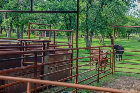 6085 County Road 146 Lipan TX 76462