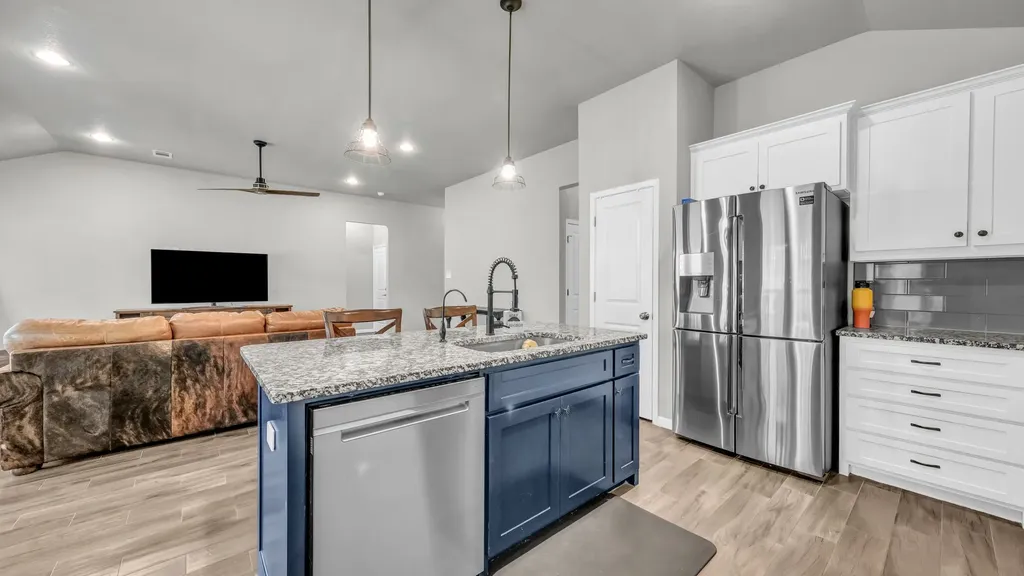 8928 Holt Street Lakeside TX 76135