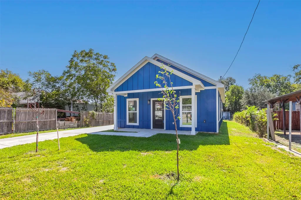 2608 Cleveland Avenue Waco TX 76711