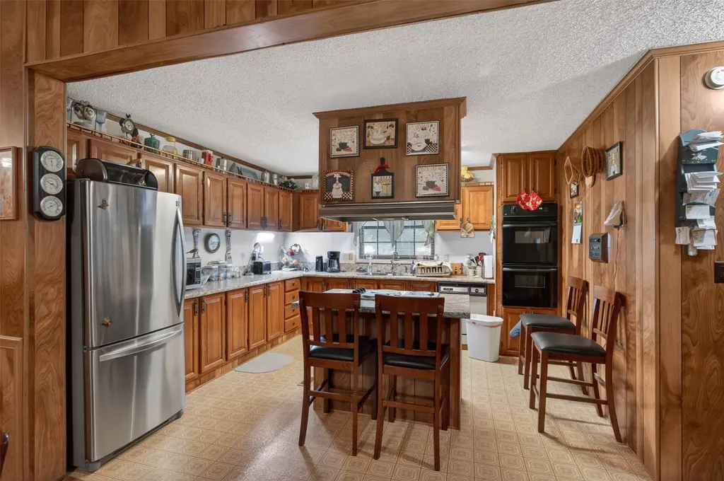 306 Lesa Lane Stonewall LA 71078
