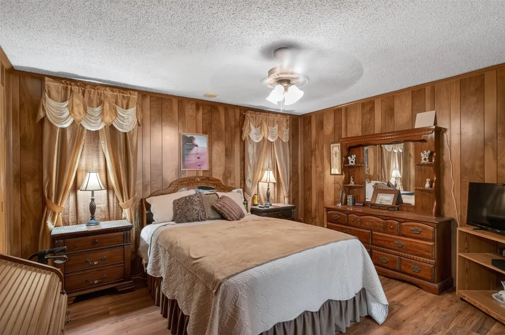 306 Lesa Lane Stonewall LA 71078