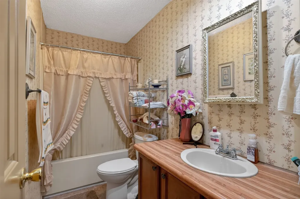 306 Lesa Lane Stonewall LA 71078