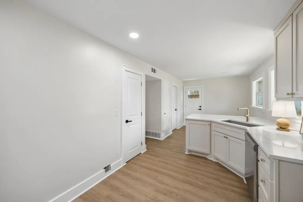 10517 Wyatt Street Dallas TX 75218