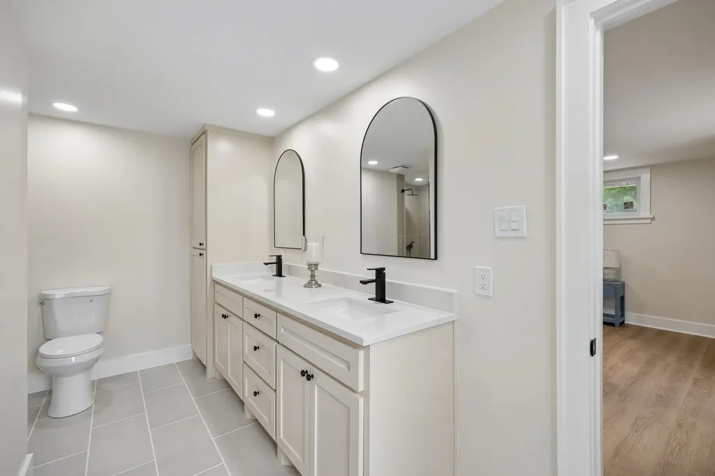 10517 Wyatt Street Dallas TX 75218
