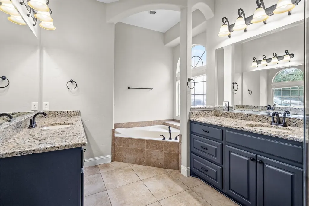 2405 Mona Vale Road Trophy Club TX 76262