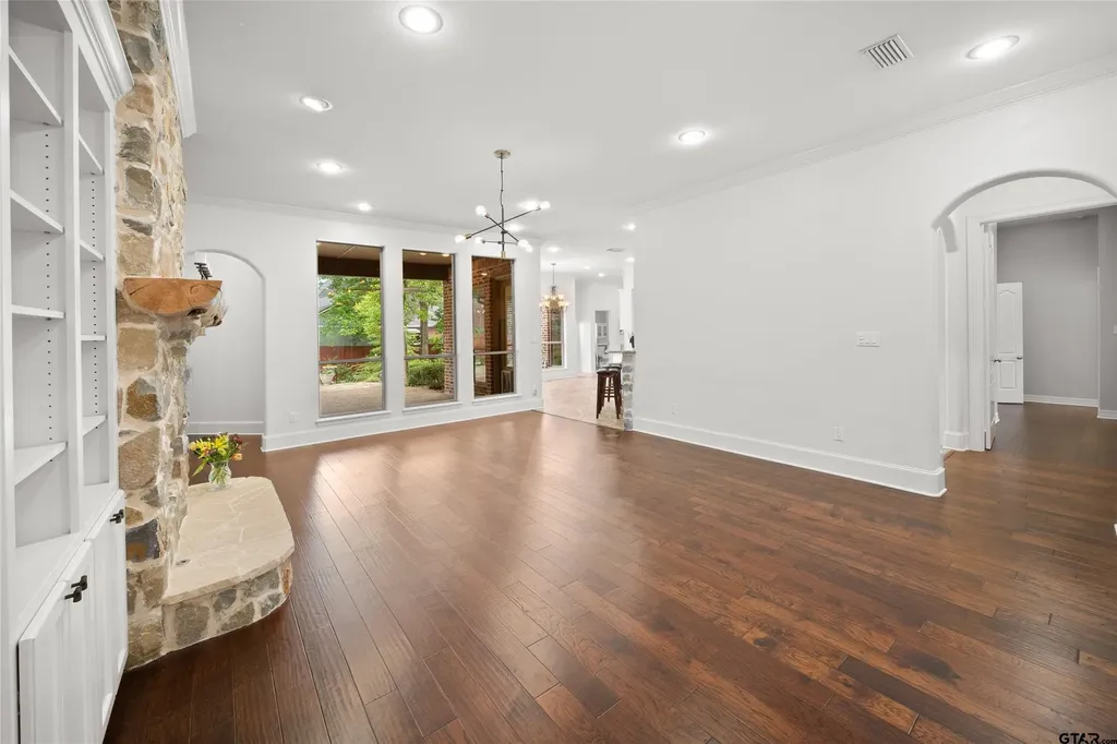 614 Tryon Court Tyler TX 75703