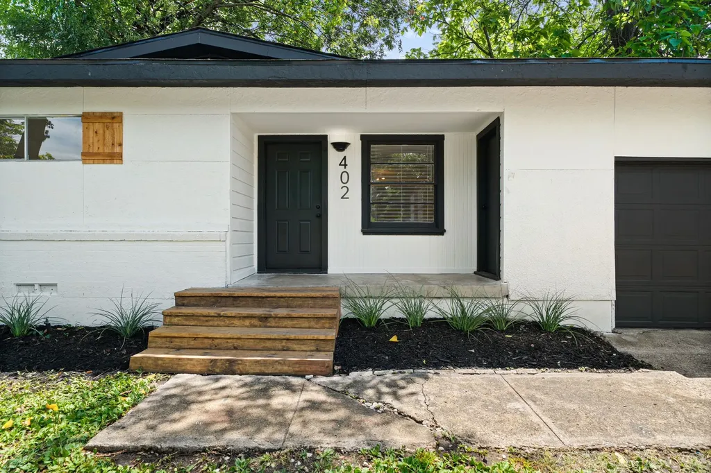 402 E Linda Drive Garland TX 75041