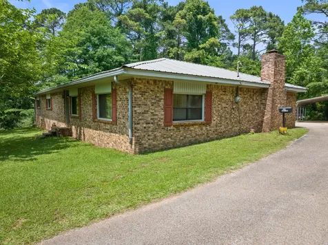 604 Kasling Street Hughes Springs TX 75656