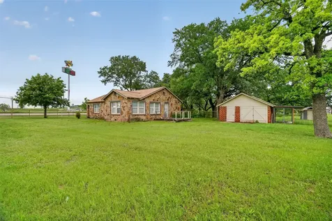 14001 Us-281 Santo TX 76472