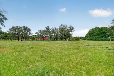 14001 Us-281 Santo TX 76472