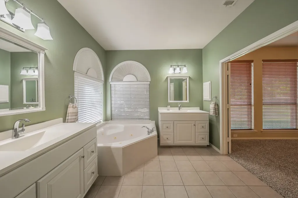 3001 Saint Lynda Drive Mansfield TX 76063