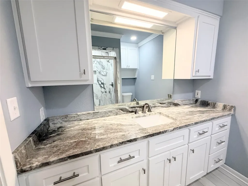 1111 Joel Street Groesbeck TX 76642