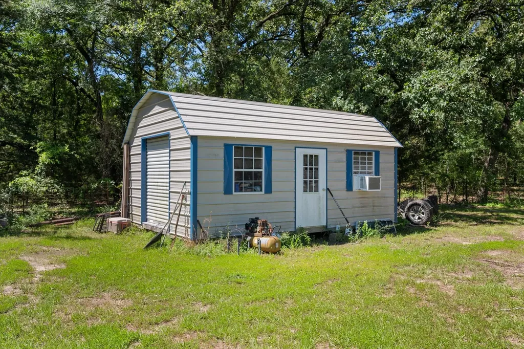 200 Private Road 5828 Fruitvale TX 75127