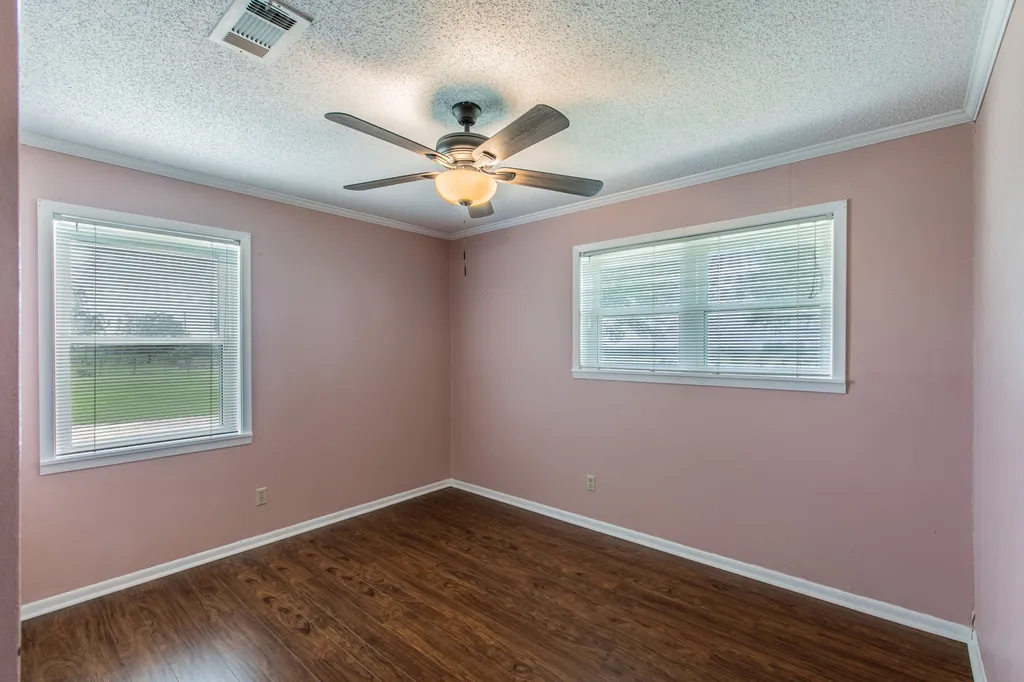3053 Hobby Creek Road Burlington TX 76519