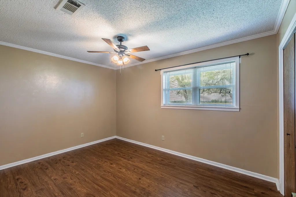 3053 Hobby Creek Road Burlington TX 76519