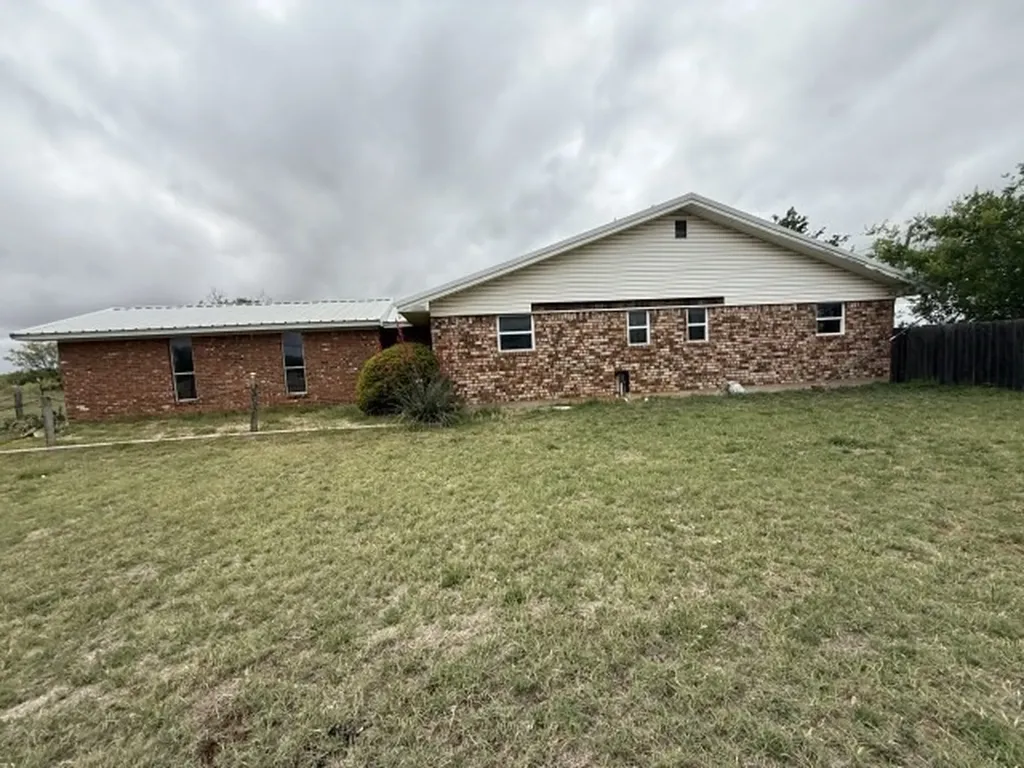 5026 N Interstate 20 Sweetwater TX 79556