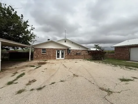 5026 N Interstate 20 Sweetwater TX 79556