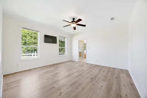 115 County Road 3302 Omaha TX 75571