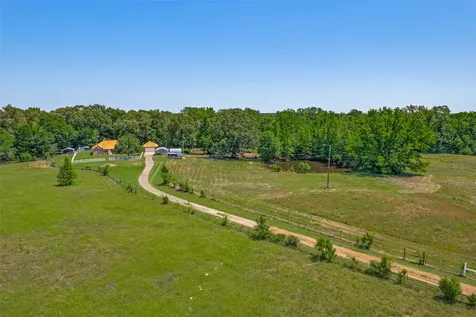 115 County Road 3302 Omaha TX 75571