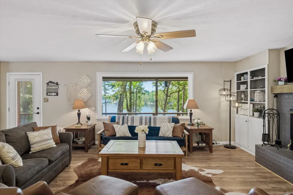 2291 County Road 3440 Hawkins TX 75765