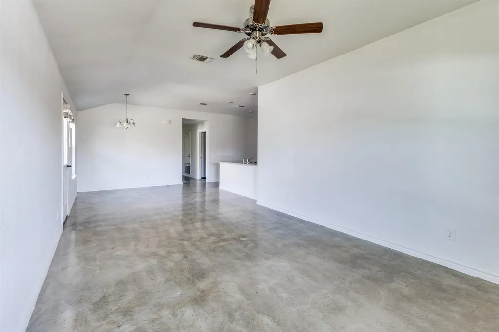 6011 Amelia Earhart Boulevard Killeen TX 76543
