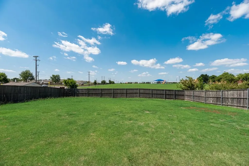 2200 Fieldcrest Drive Rockwall TX 75032