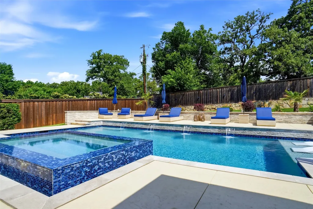 Keller TX, 2325 Brenda Lane
