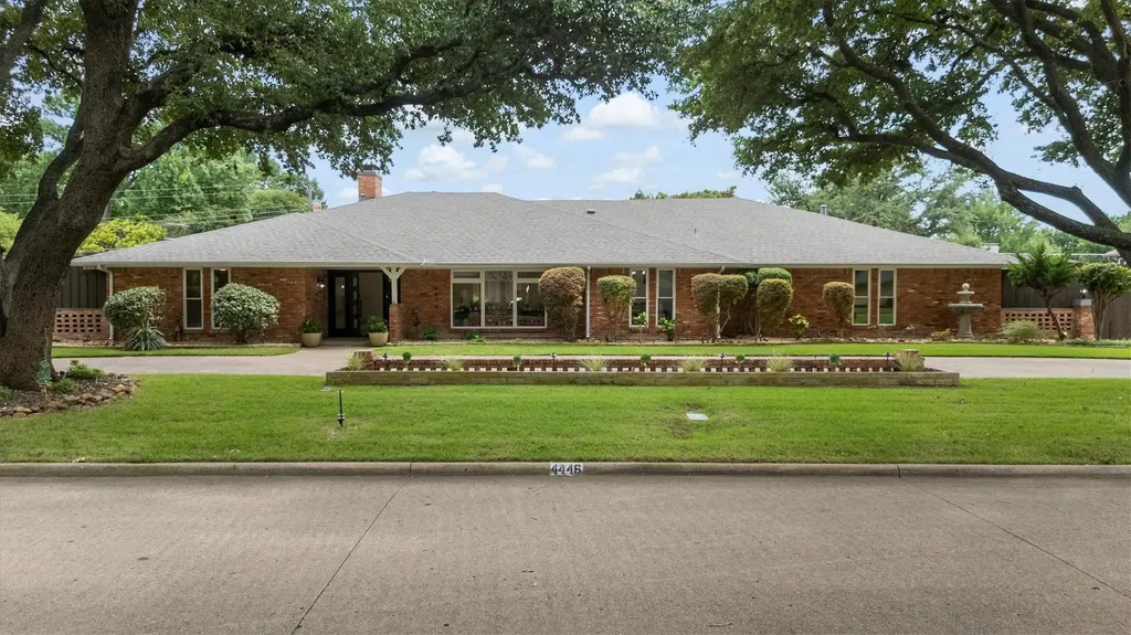 4446 Thunder Road Dallas TX 75244