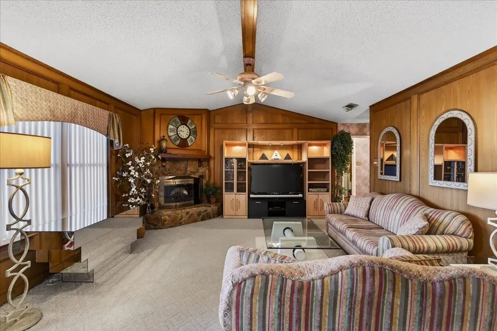 10118 Lakeview Street Payne Springs TX 75156
