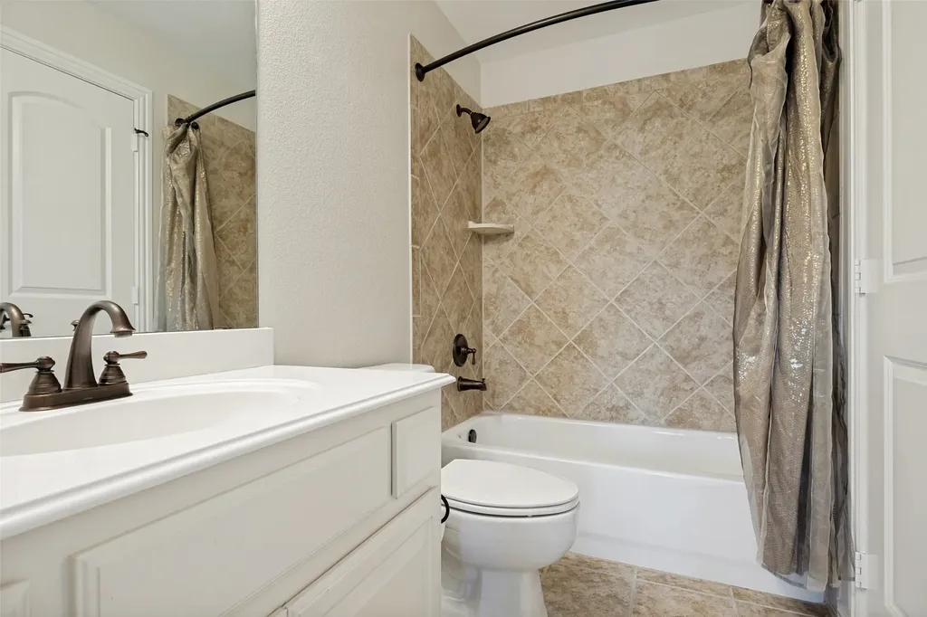 671 Lakeridge Drive Fairview TX 75069