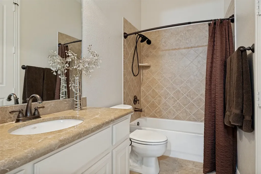 671 Lakeridge Drive Fairview TX 75069