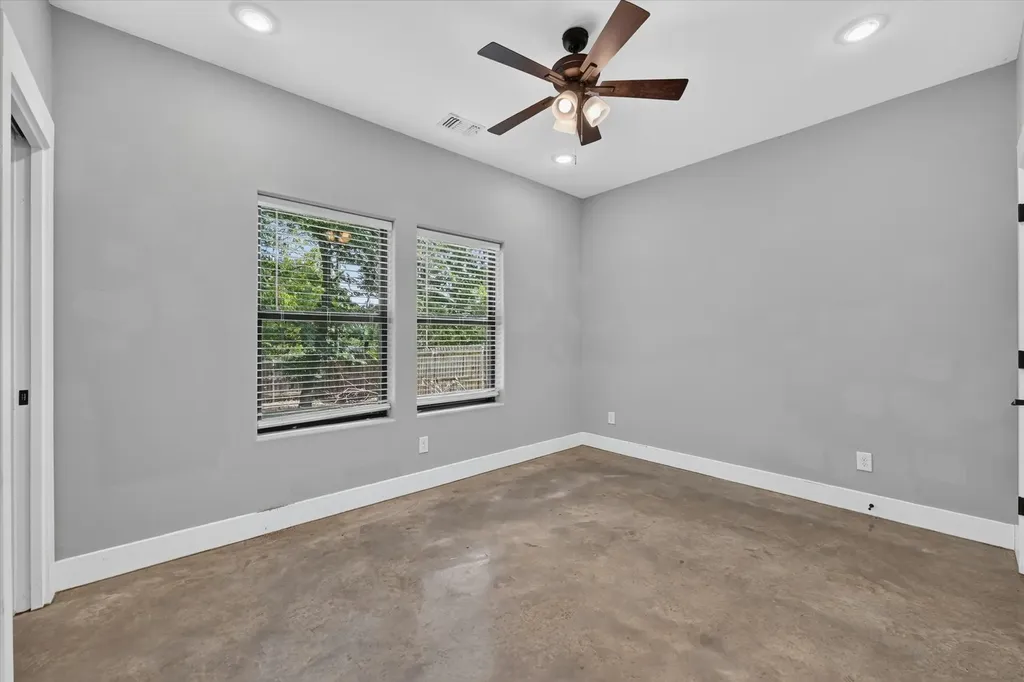 707 E Woodard Street Denison TX 75021