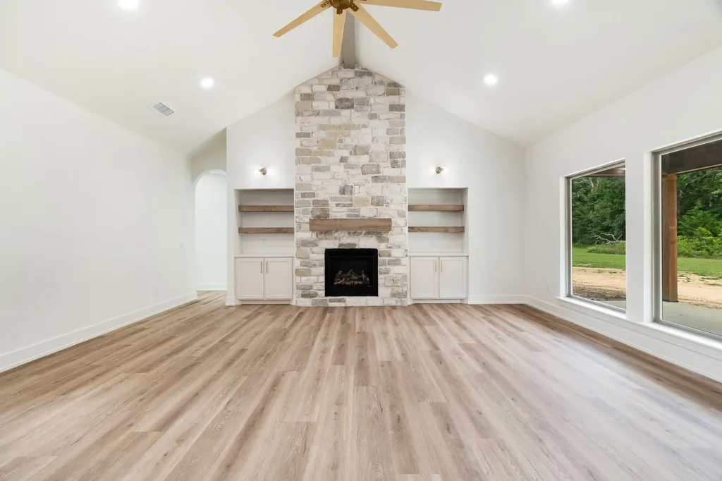 250 Private Road 45855 Blossom TX 75416