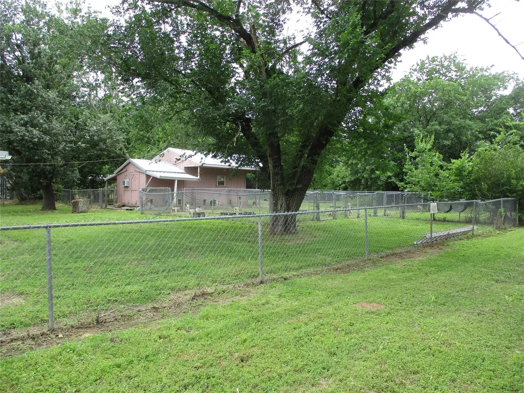 1026 County Road 1145 No City TX 75472