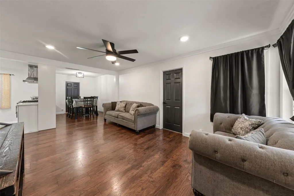 121 Austin Street Mcgregor TX 76657