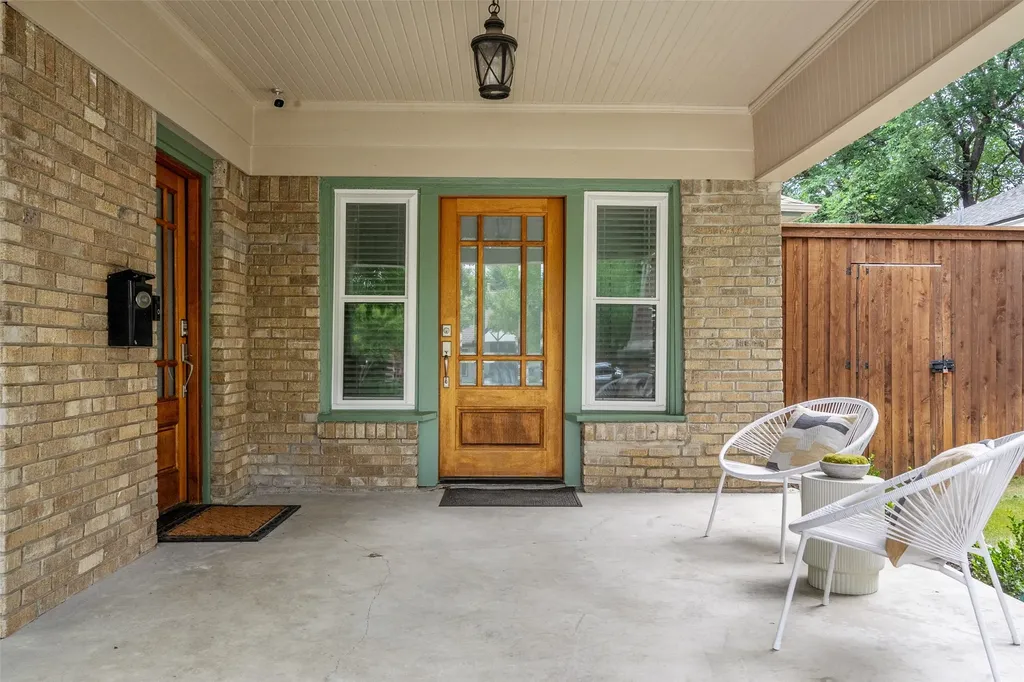5703 Mercedes Avenue Dallas TX 75206
