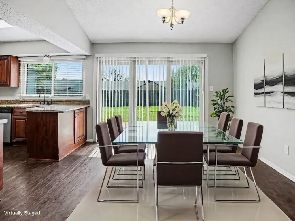 1702 Crimson Court Arlington TX 76018
