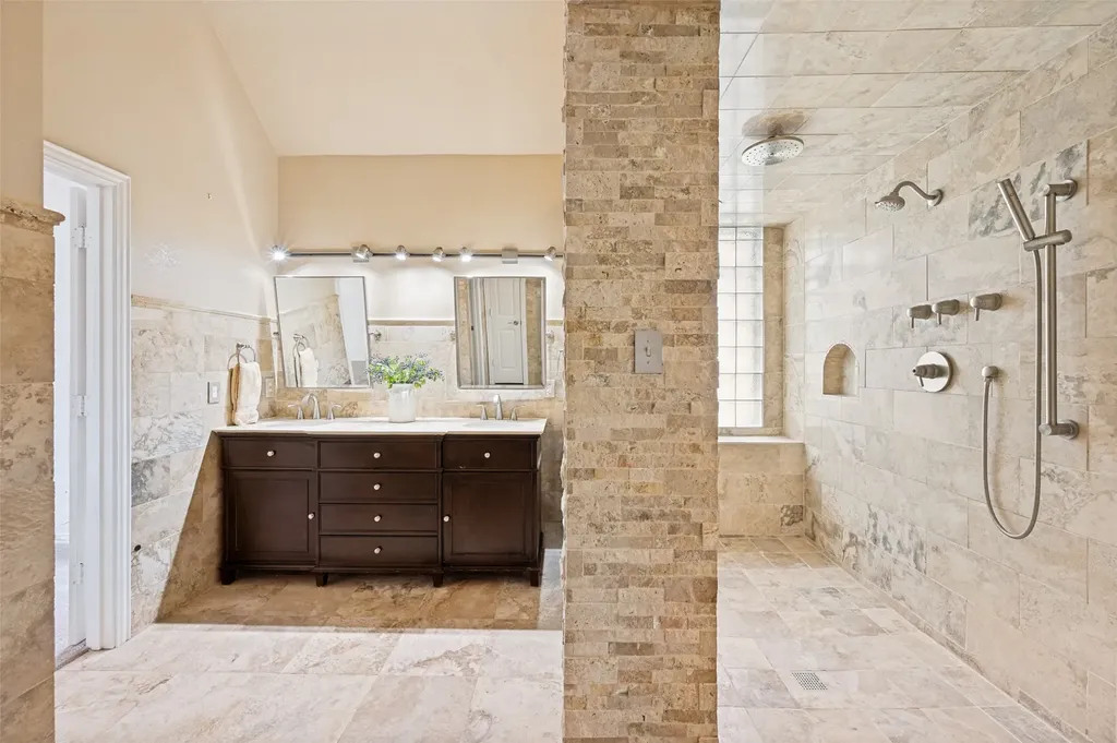 3793 Chatham Court Addison TX 75001