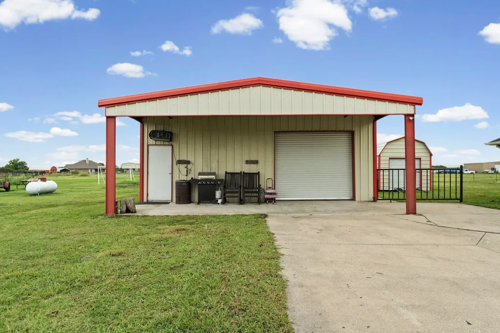 4106 Fox Run Caddo Mills TX 75135