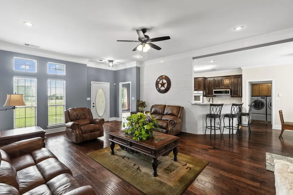 4106 Fox Run Caddo Mills TX 75135