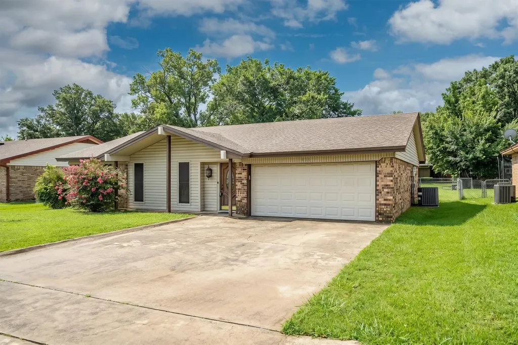 436 E Hill Street Keller TX 76248