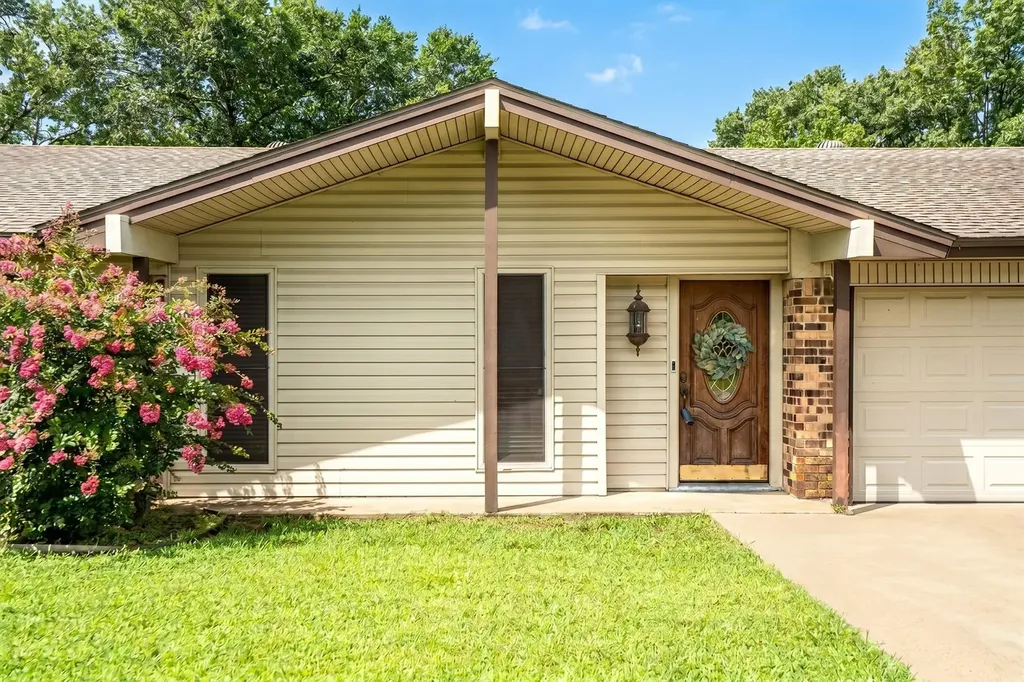 436 E Hill Street Keller TX 76248