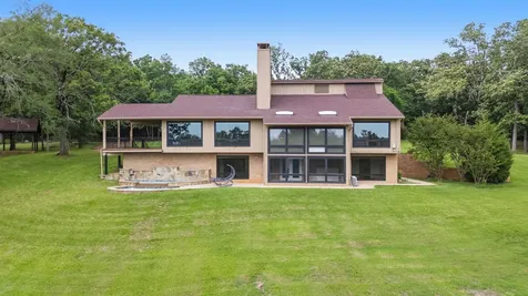 13610 Cr 283 N Whitehouse TX 75791